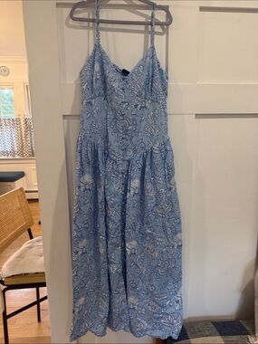 Sleeveless Blue Paisley Maxi Dress with Adjustable Straps